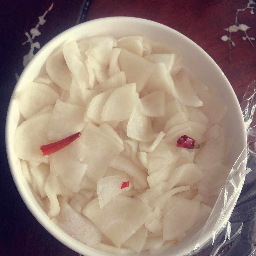 简单易上手又白又脆的腌萝卜