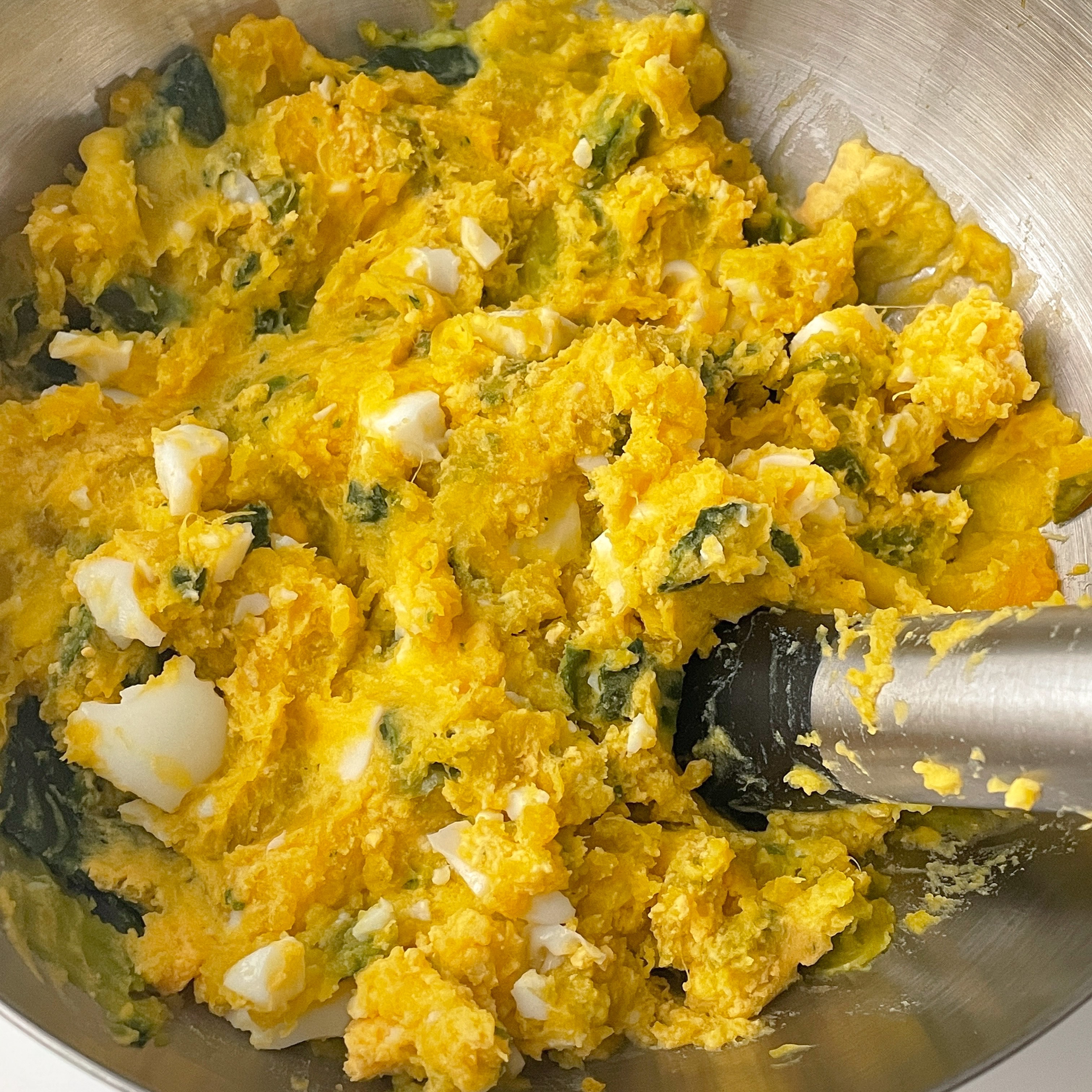 秋冬暖胃热轻食🎃贝贝南瓜鸡蛋温沙拉的做法 步骤8