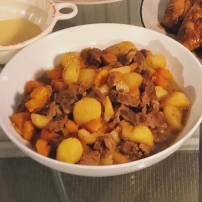 沙沙土豆胡萝卜炖牛肉