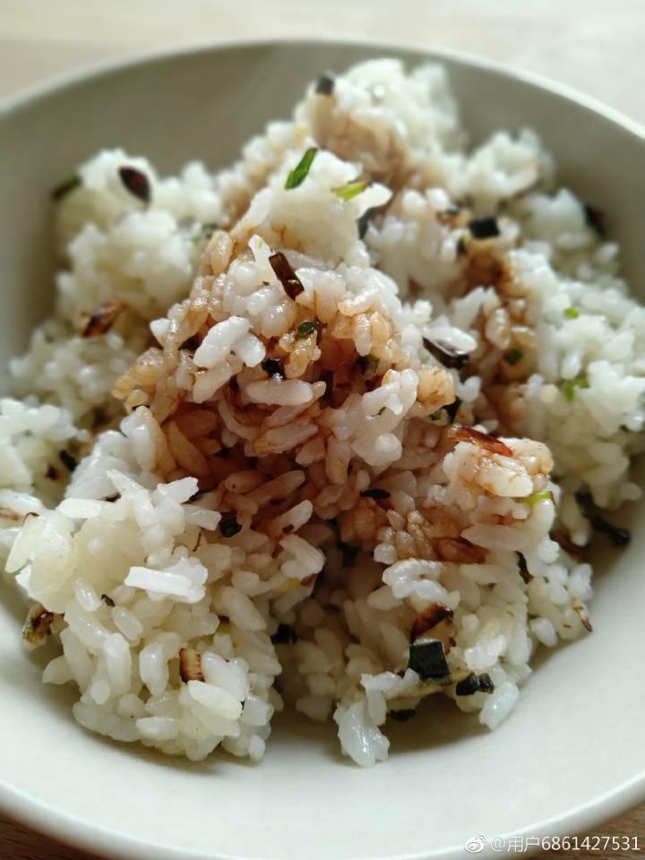 销魂的酱油拌饭的做法