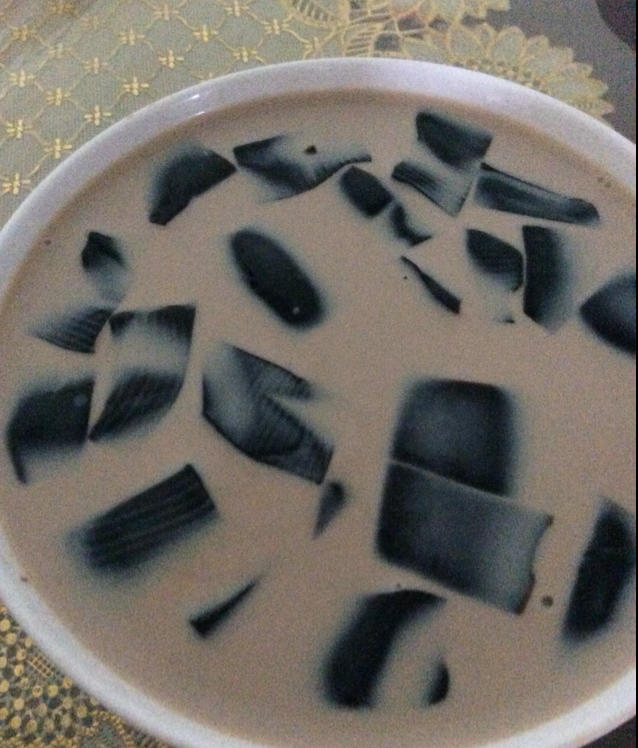 焦糖奶茶烧仙草