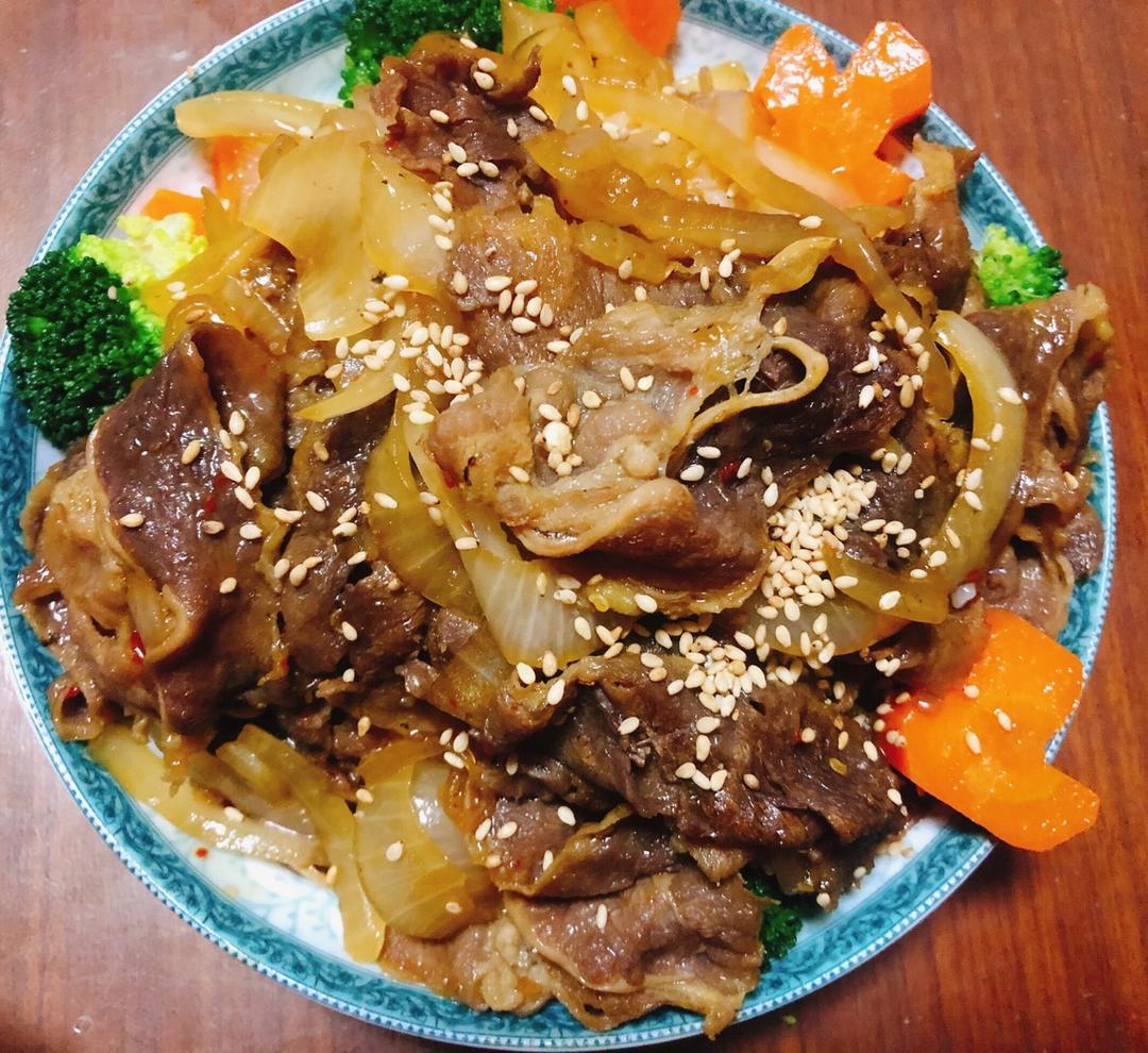 日式肥牛饭