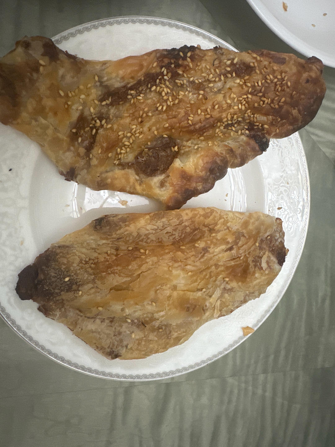 不用和面的快手锅盔，猪肉洋葱锅盔（手抓饼版），酥掉渣超好吃，凉了也不硬