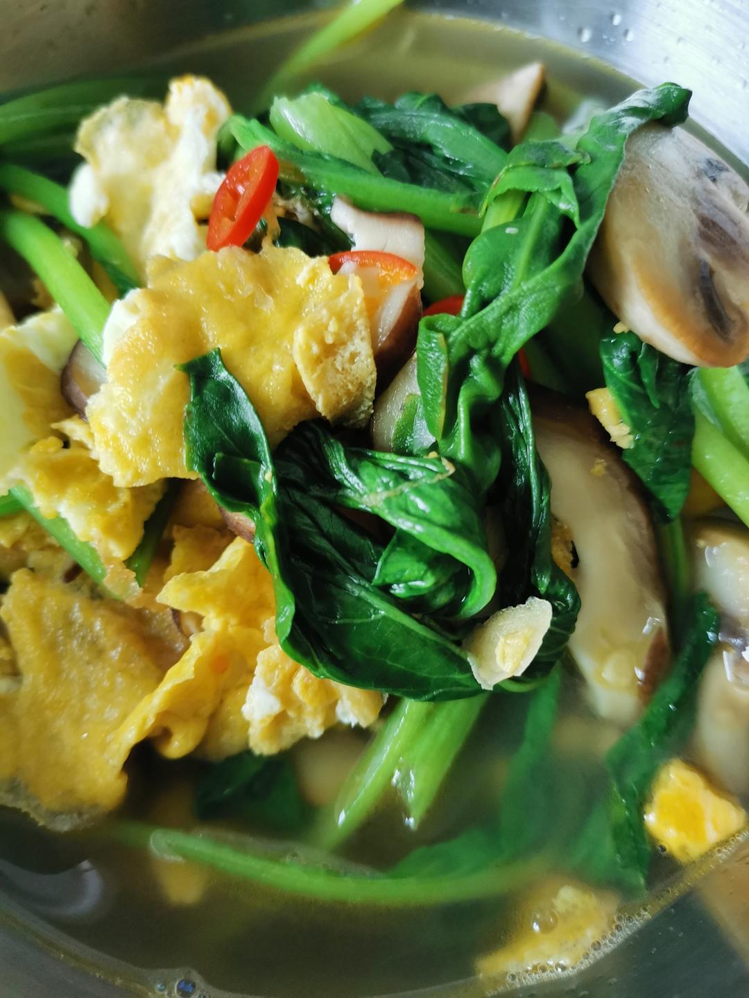 快手解腻汤：鸡毛菜鸡蛋汤