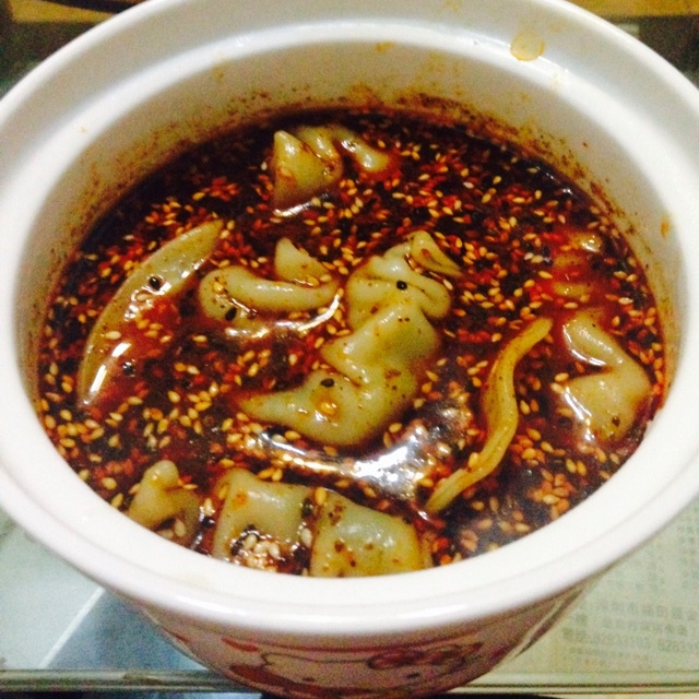 酸汤水饺