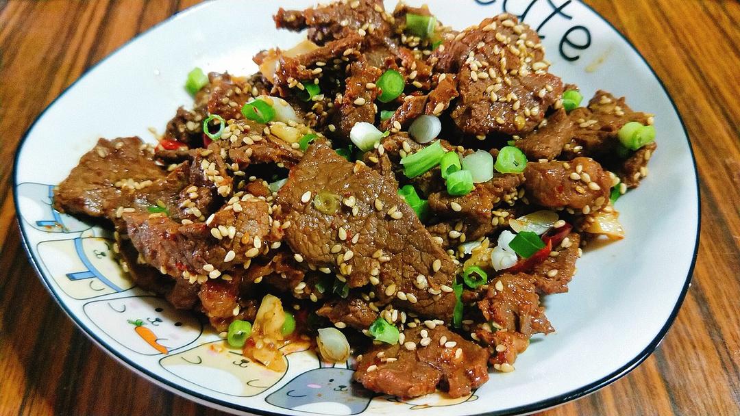 又香又嫩的小炒牛肉（巨好吃，手残党也能做）