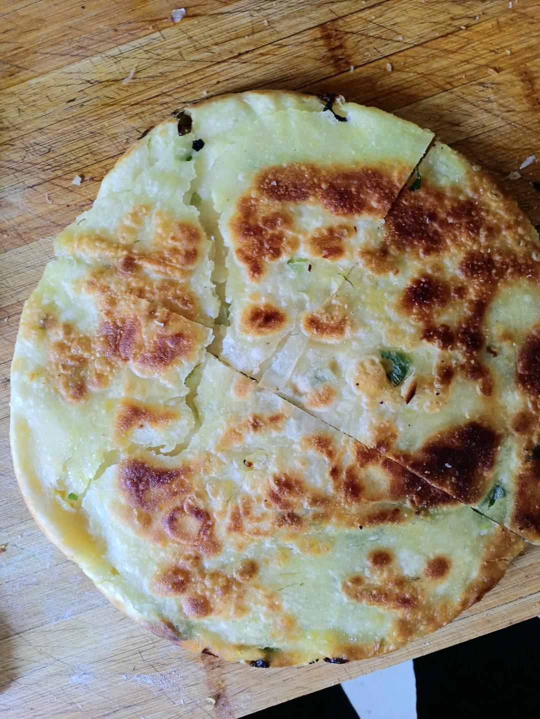 烫面葱油饼（家常简单版）