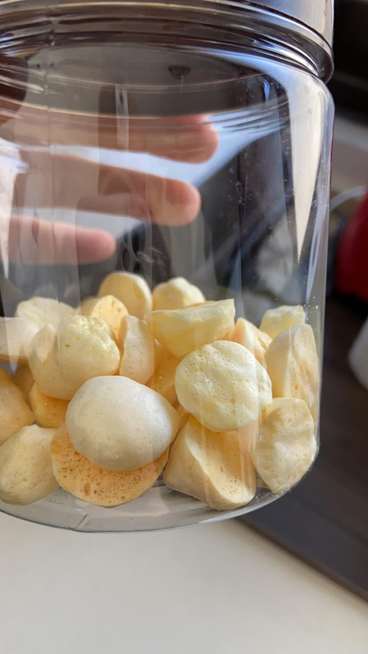 可爱溶豆