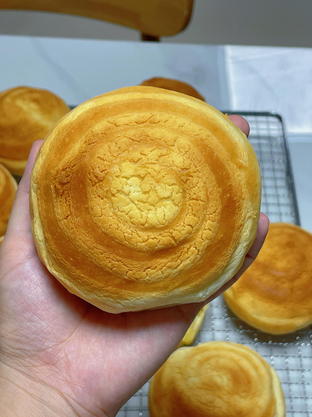 软呼呼巨好吃~雪芙杏仁餐包