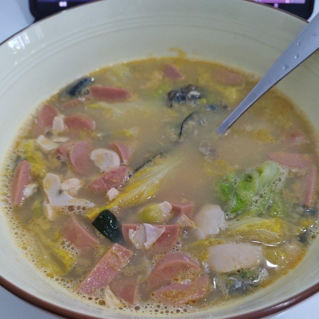 春日三鲜皮蛋汤