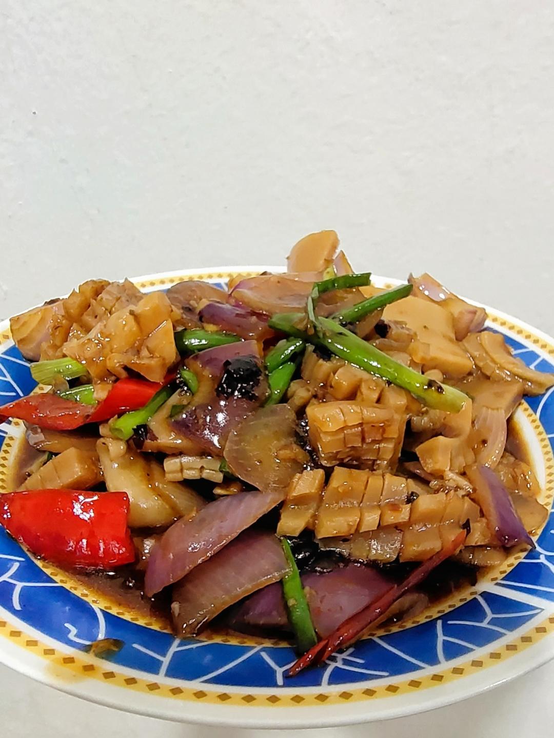 豆豉鱿鱼（附花刀详解）