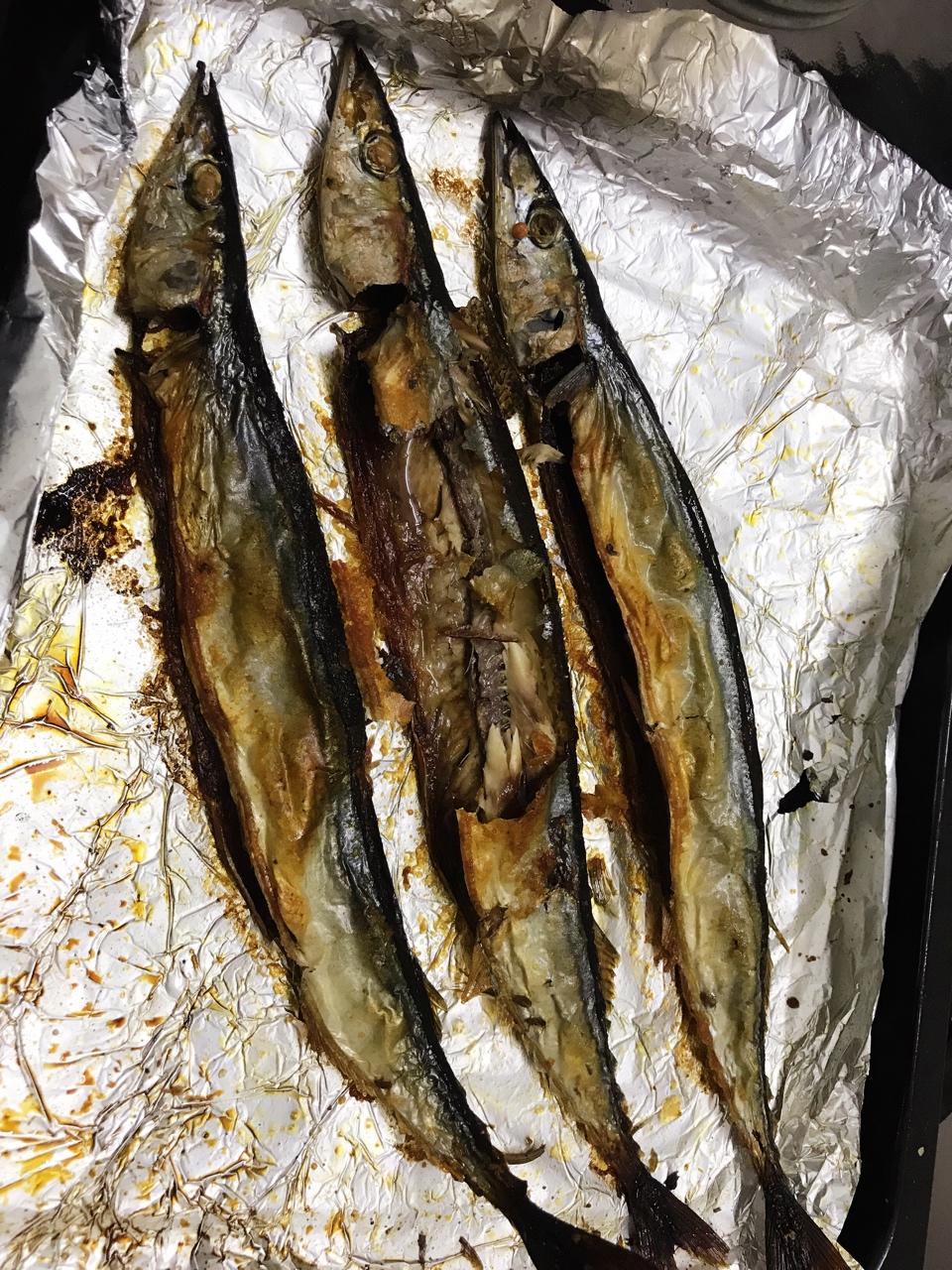 日本人教你做正宗料理之烤秋刀鱼