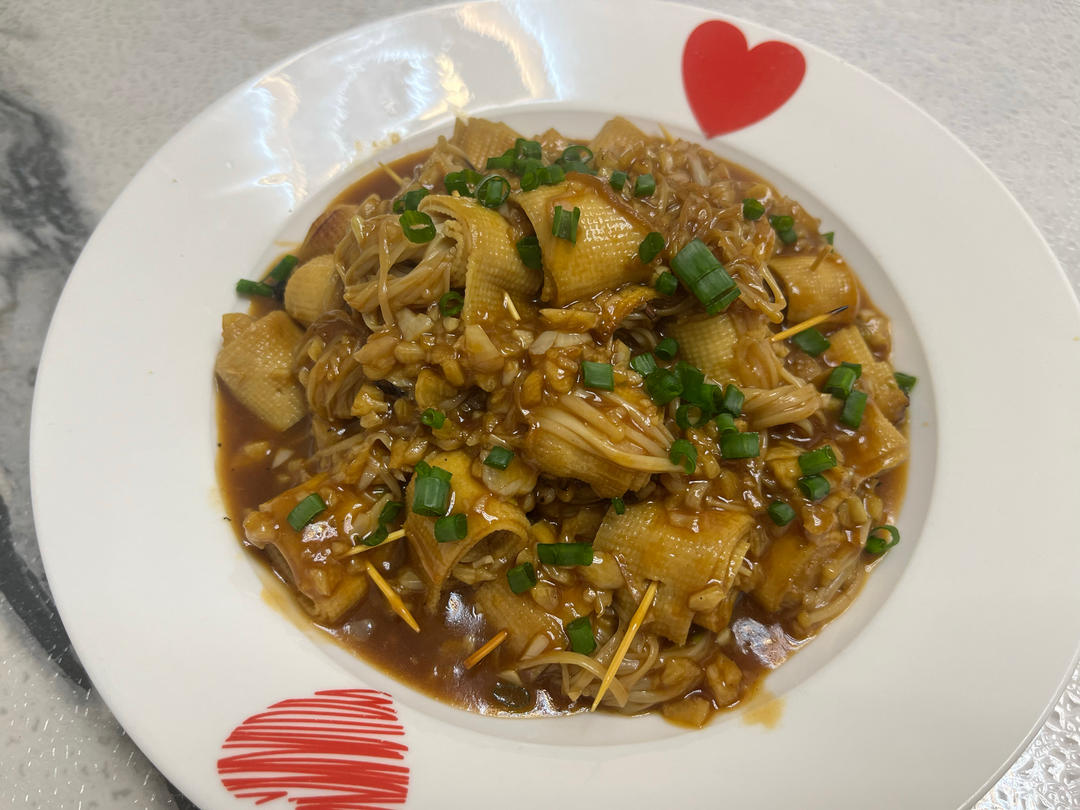 金针菇豆皮卷