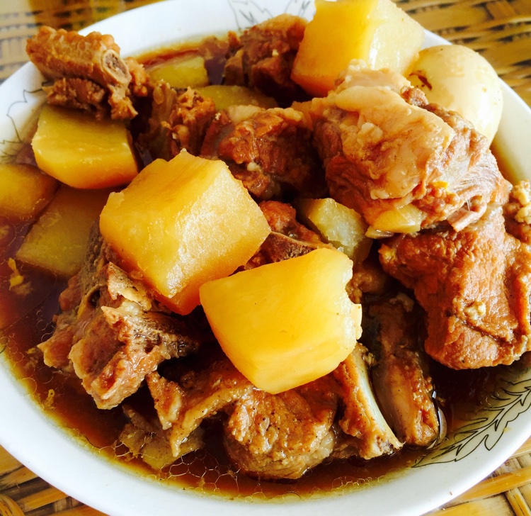 啤酒烧排骨（好吃到吼吼～）