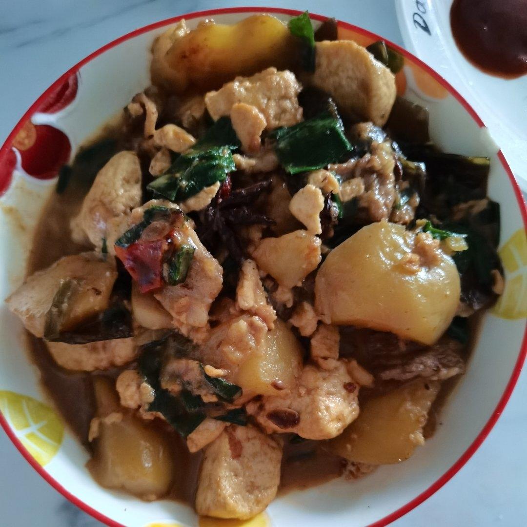 超下饭的土豆炖豆腐