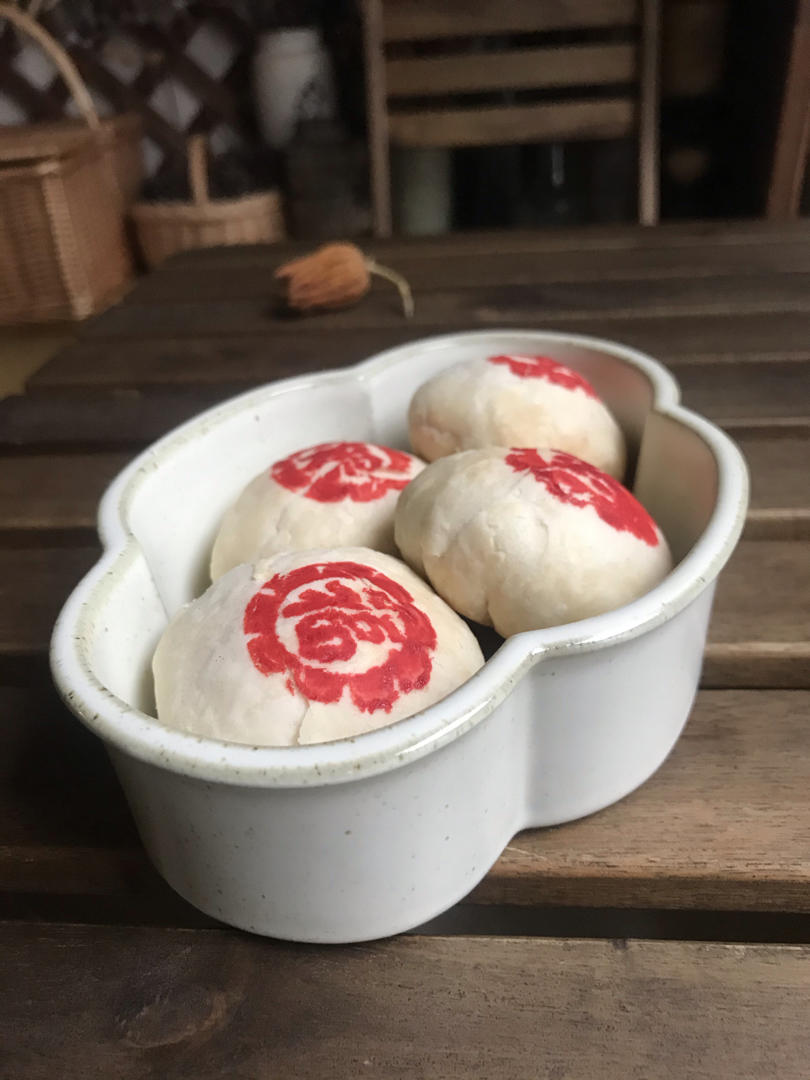 中式酥皮点心第六弹——香气扑鼻0差评的玫瑰鲜花饼，附玫瑰花酱的做法哦～