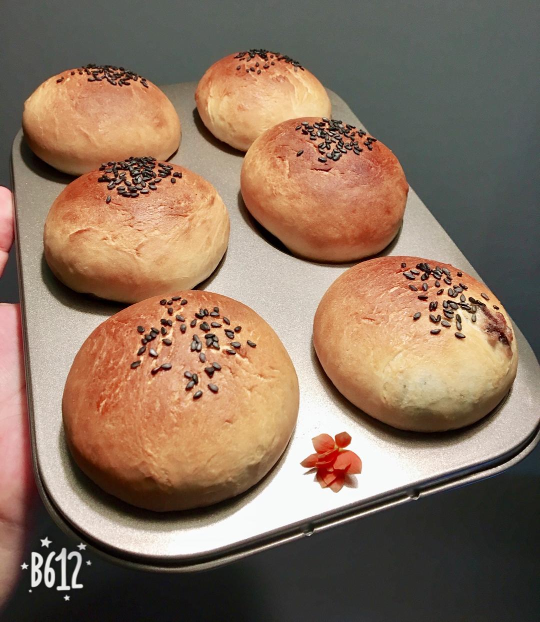 日式传统红豆面包