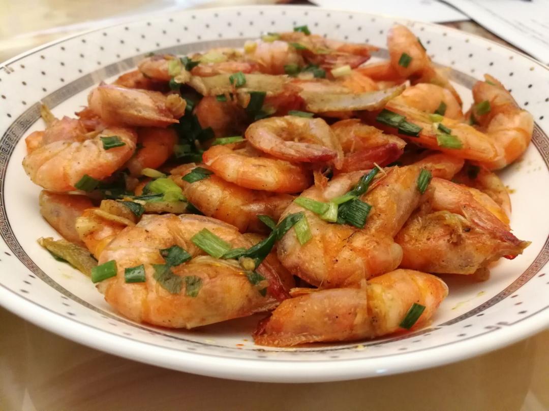紫纱幻影做的姜葱炒基围虾