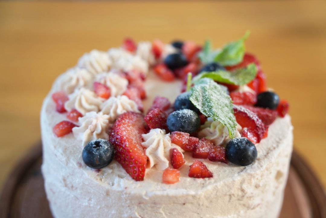 草莓蛋糕（自制草莓酱）