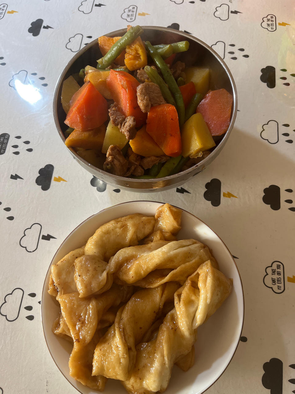 超好吃的【东北排骨烀饼一锅出】东北铁锅炖、“小猪盖被”