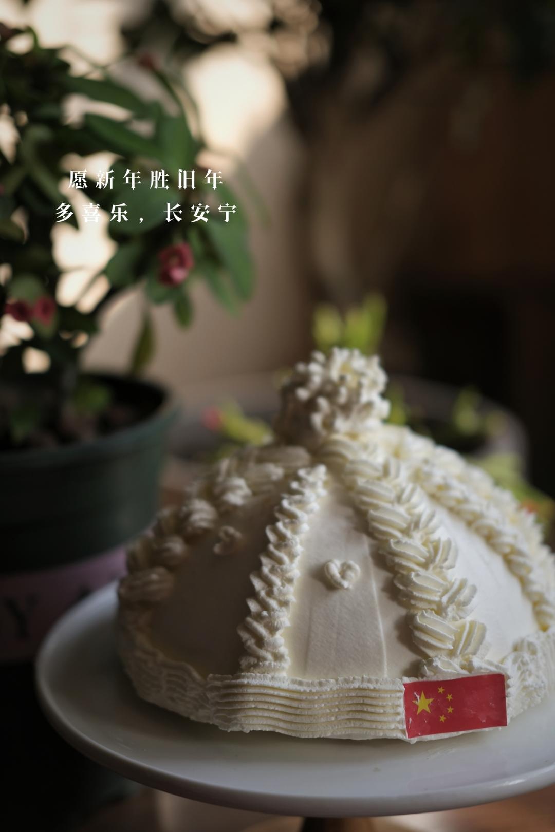 草莓奶油毛线帽蛋糕