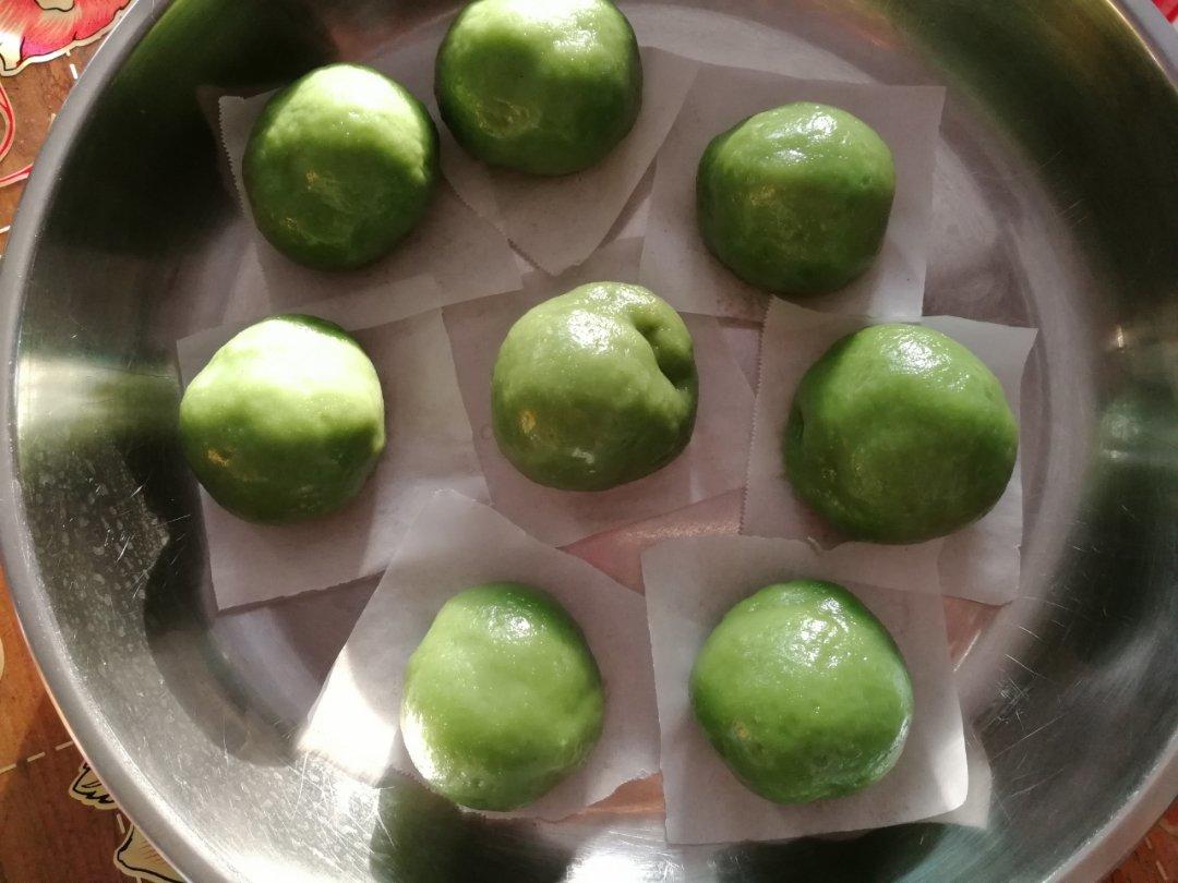 网红青团～～咸蛋黄肉松青团