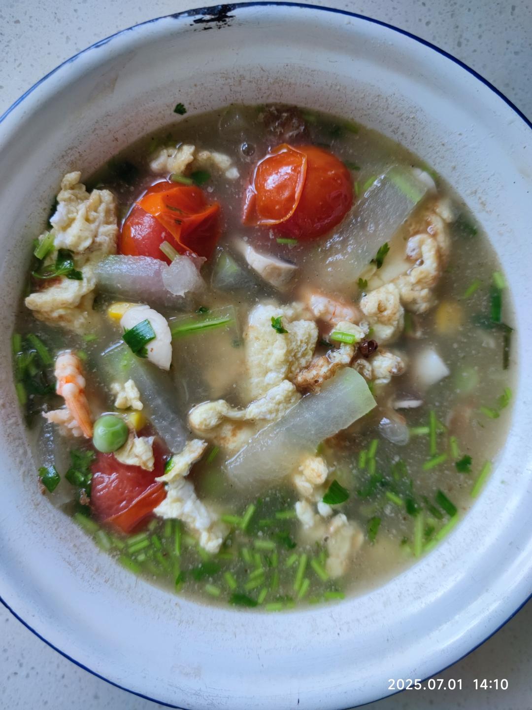 蘑菇虾仁豆腐汤