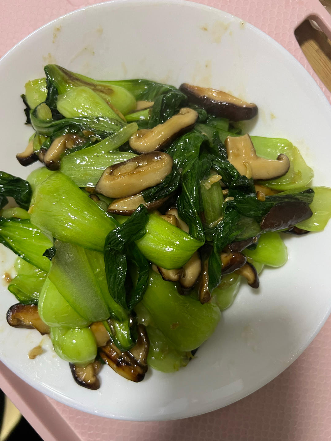 香菇油菜（简单快手）
