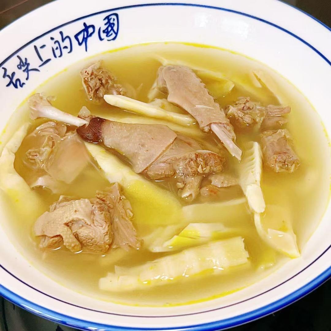 酸笋鸭🦆的做法