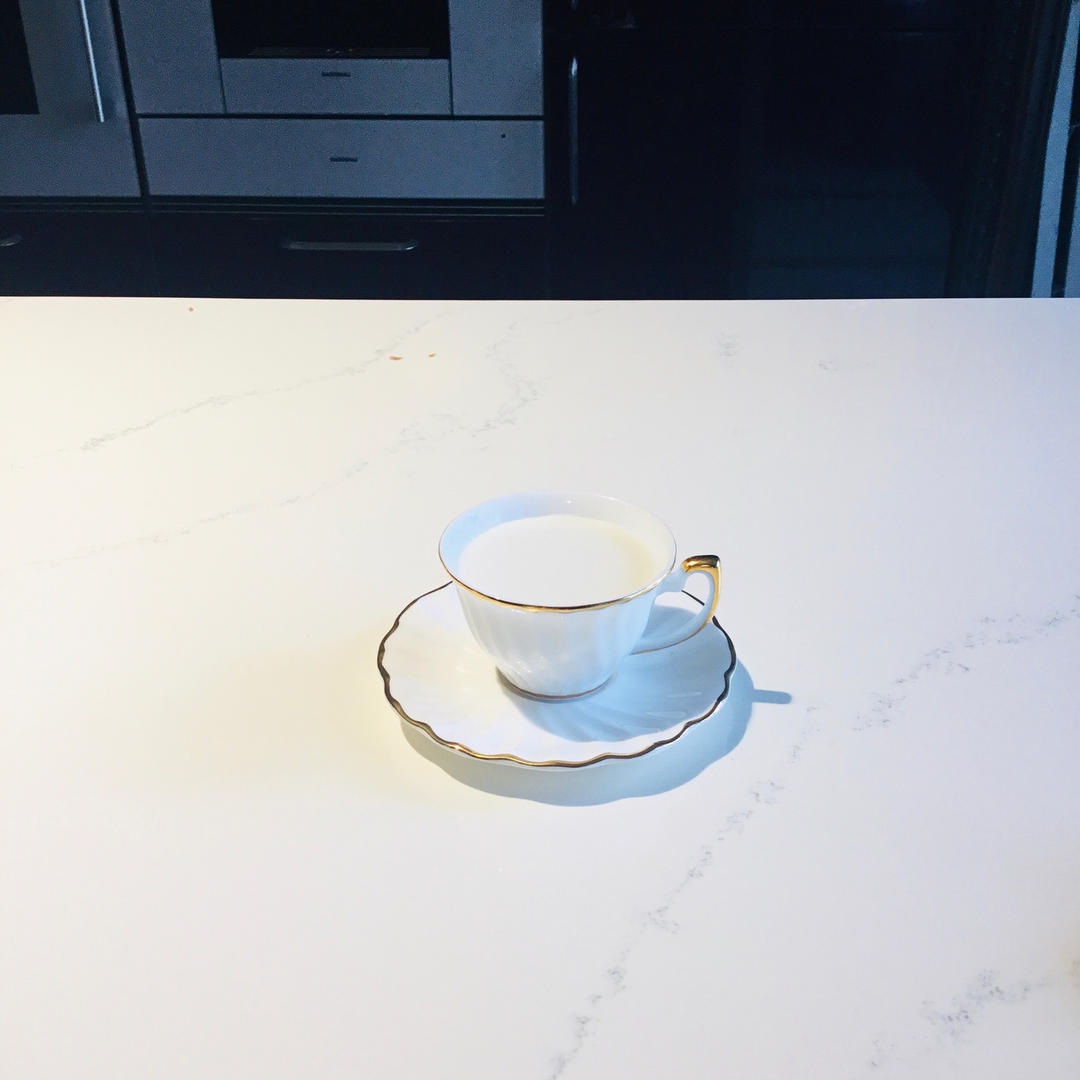 世界上最好喝的、最简单的燕麦奶