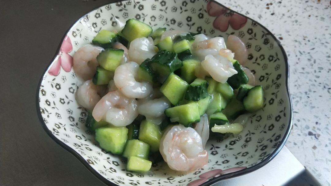 黄瓜炒虾仁
