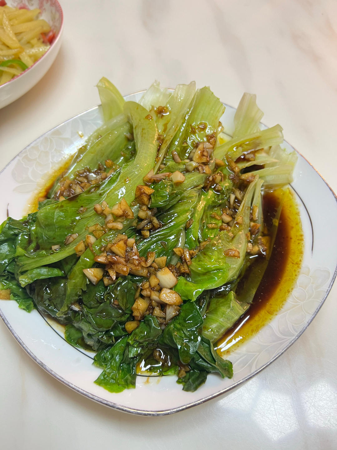 一点不输饭店的白灼罗马生菜