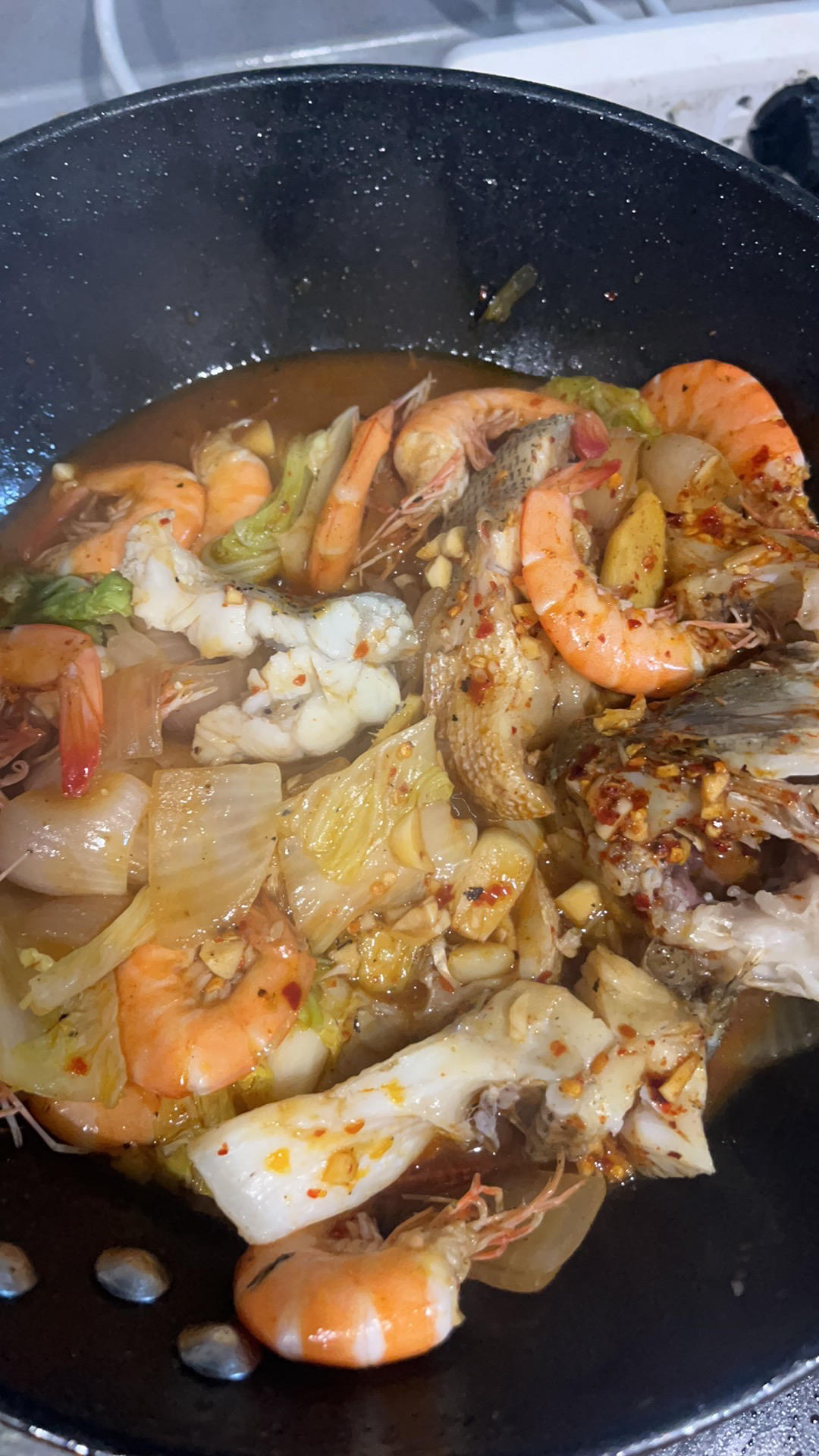 鲈鱼鲜虾煲，这样做太绝了