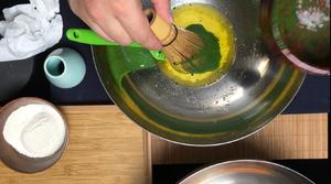 抹茶熔岩小蛋糕（新手版）-视频教程的做法 步骤2
