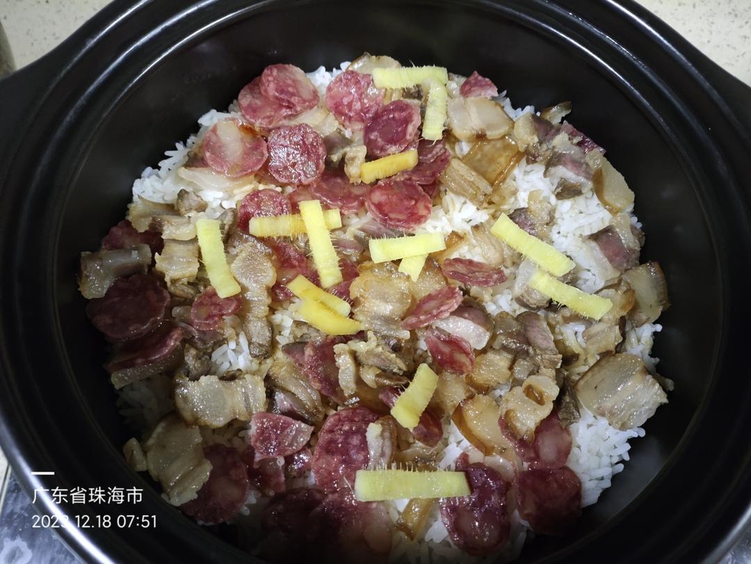 保姆级的「腊味煲仔饭2.0」加强版来了，地道老广味～
