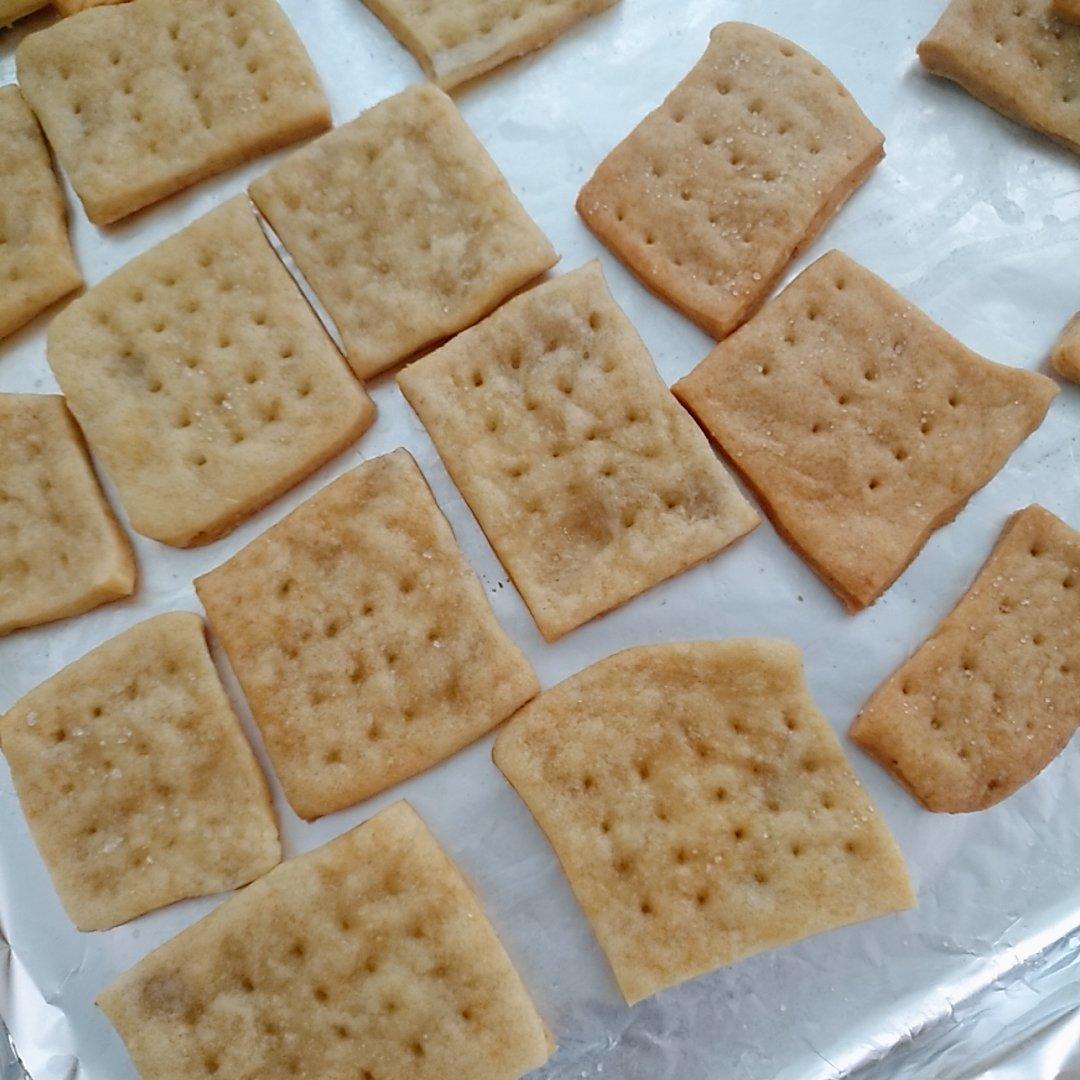 无鸡蛋无黄油的咸味土豆饼干