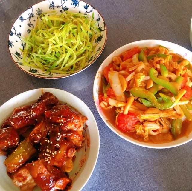 番茄家族🍅番茄白菜杏鲍菇