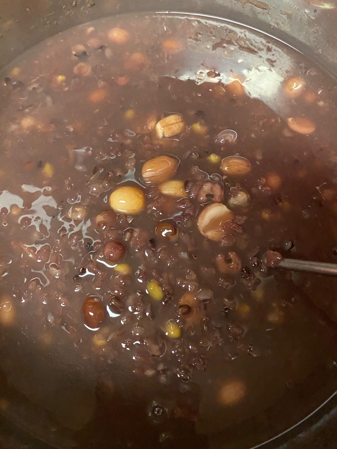 家裡有啥放啥的八寶粥（自用）