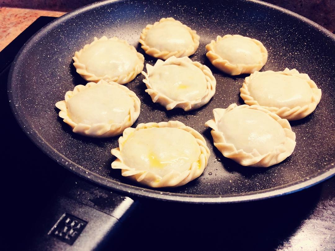 太阳花韭菜盒子