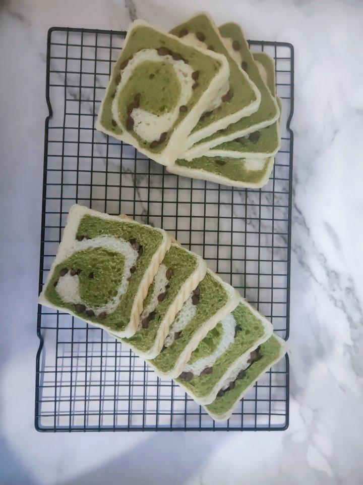 Sara吐司系列五：高颜值抹茶蜜豆双色吐司