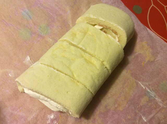 戚风奶油蛋糕卷