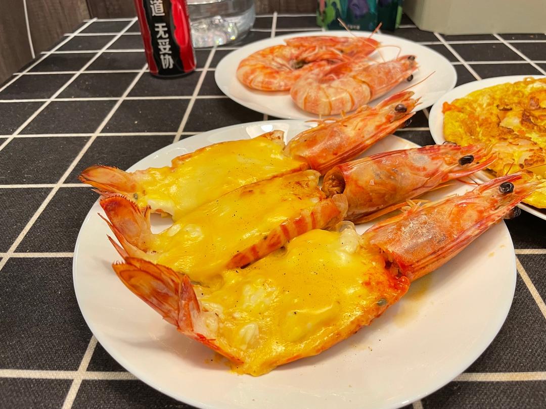 平底锅芝士焗大虾