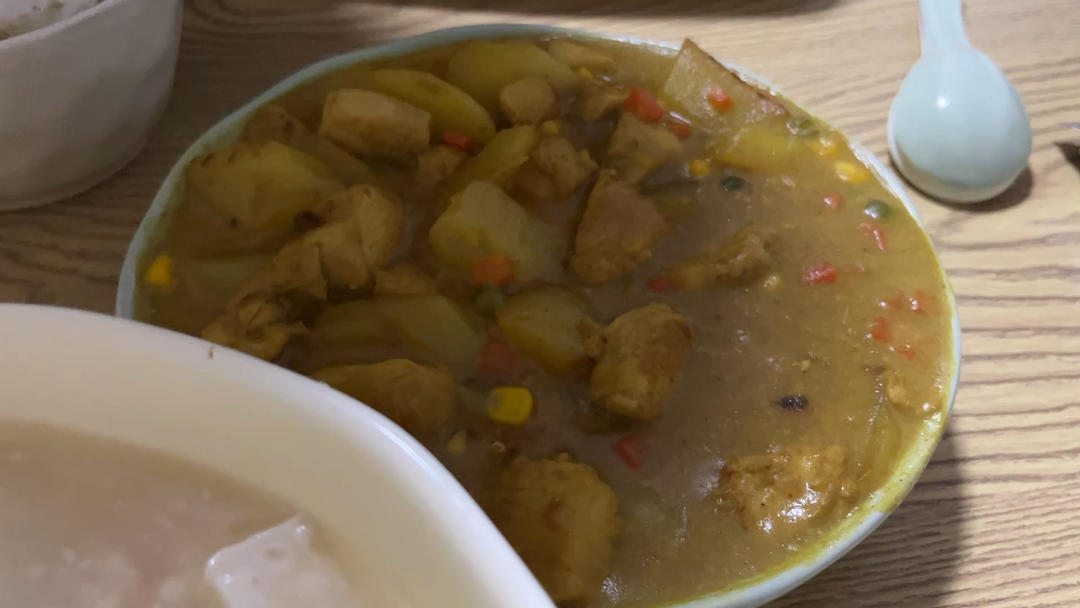 零失败日式咖喱鸡肉饭！！最正宗日本家庭做法！简单又好吃！