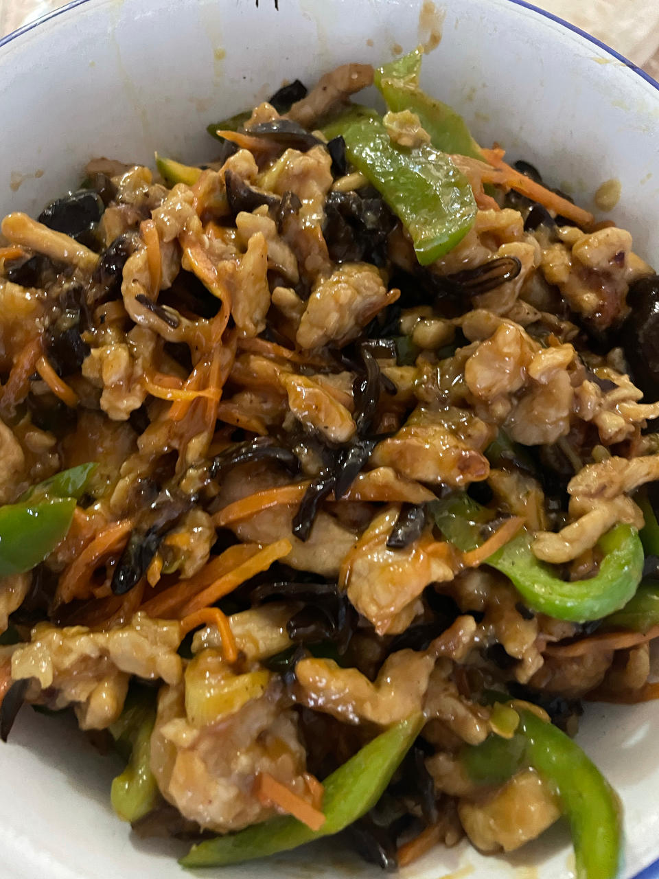 超好吃的鱼香肉丝（做法相当简单，一看就会）