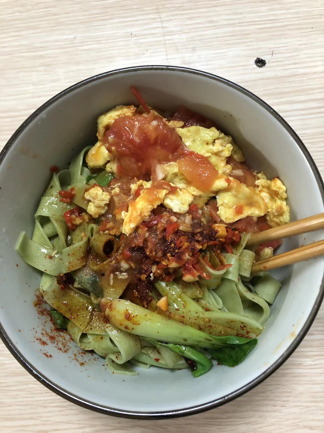 陕西美食之菠菜手擀面