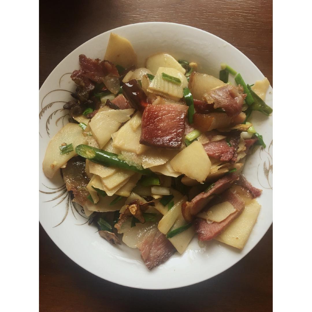 冬笋炒腊肉