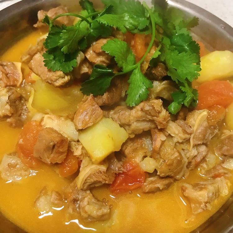 【番茄土豆炖牛腩】