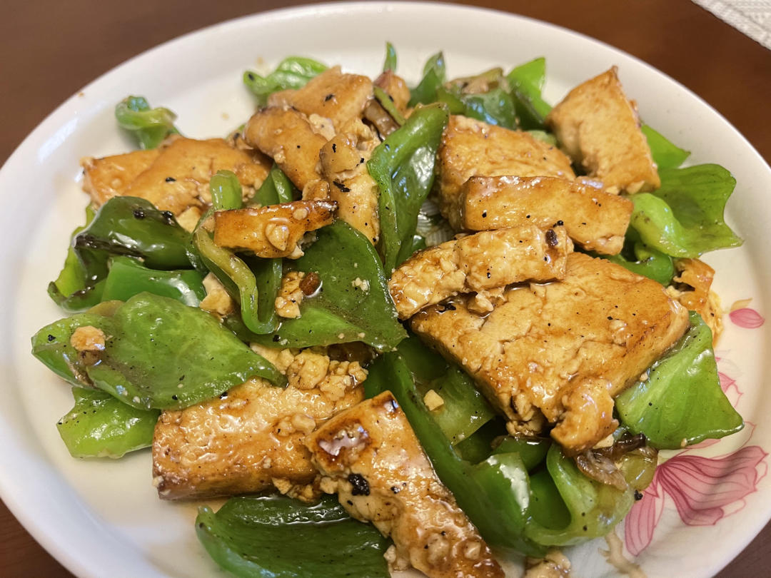 青椒炒豆腐
