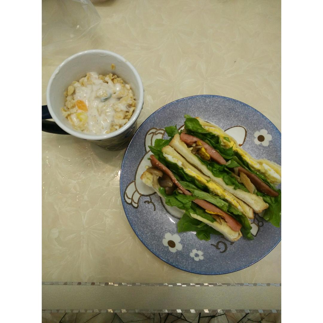 火腿芝士三明治