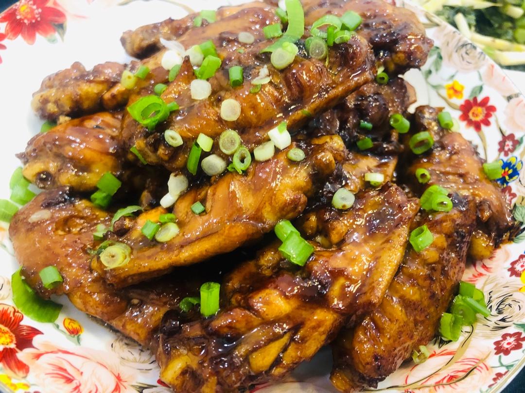 多吃两碗饭的【蜜汁鸡翅】